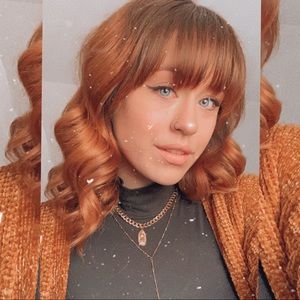 Meet your Posher, Alexandra